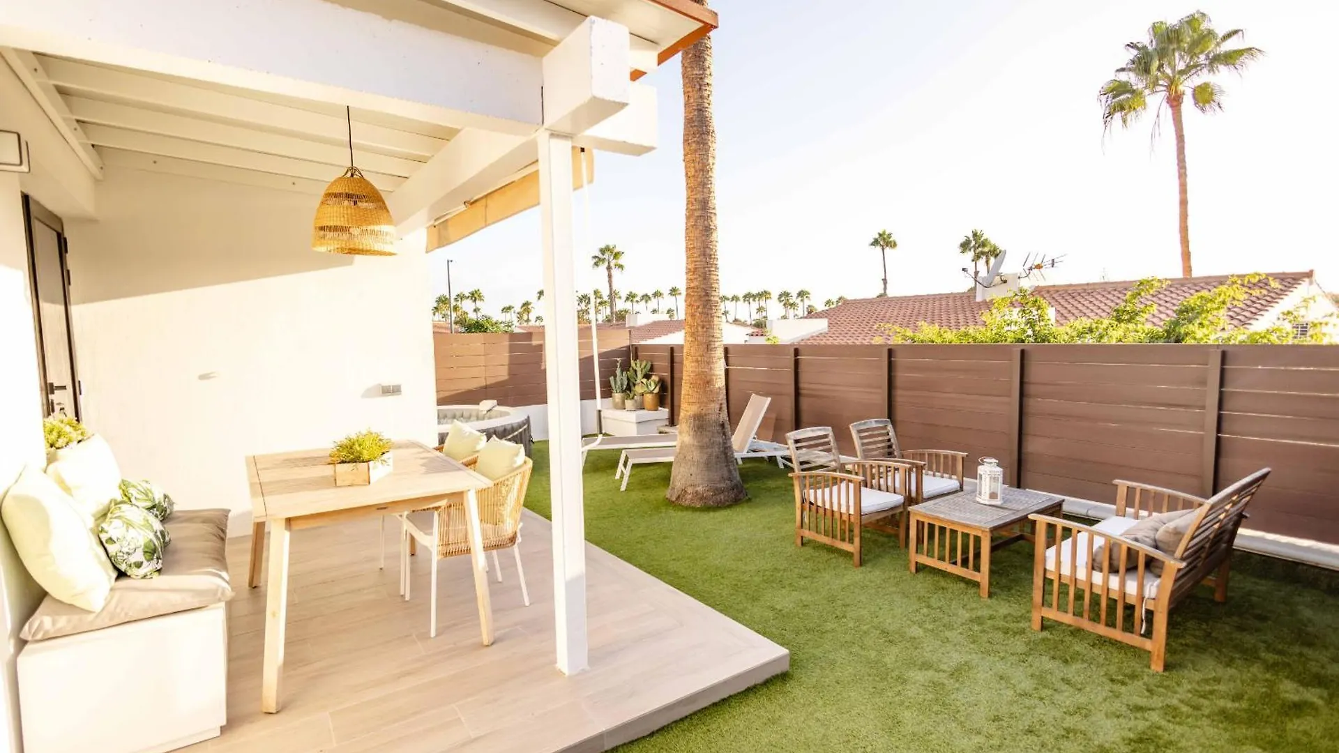Kontakte von Colorado Golf, Calma House - By Gestion Vacacional Canarias